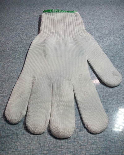 Găng tay sợi màu trắng - Cơ Sở Sản Xuất Găng Tay Bảo Hộ Lao Động Tâm Việt